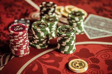 one-hundred-twenty-seven Live Casino mobile interface showing live blackjack table one-hundred-twenty-seven Live Casino mobile interface showing live blackjack table