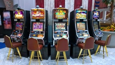 one-hundred-twenty-seven French Roulette live dealer studio with single-zero wheel